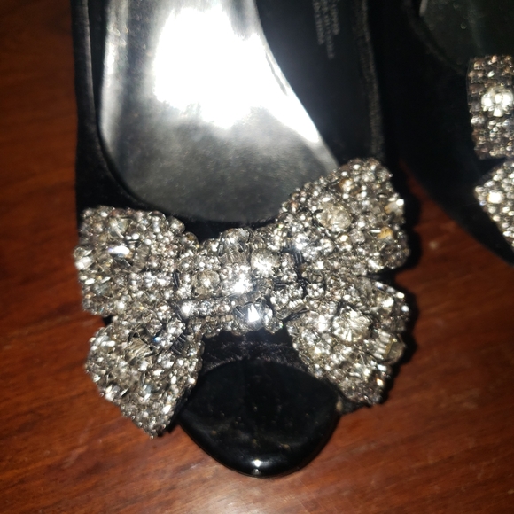 WHBM Bow suede heels - Picture 5 of 7